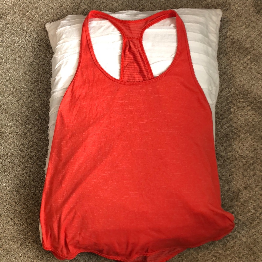 Lululemon 105F singlet